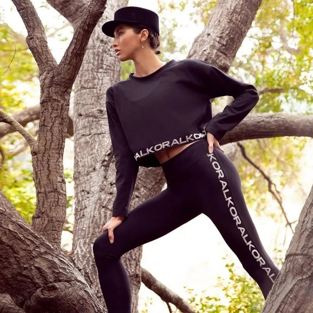 Koral blackout Valor Crop sweatshirt Long Sleeve